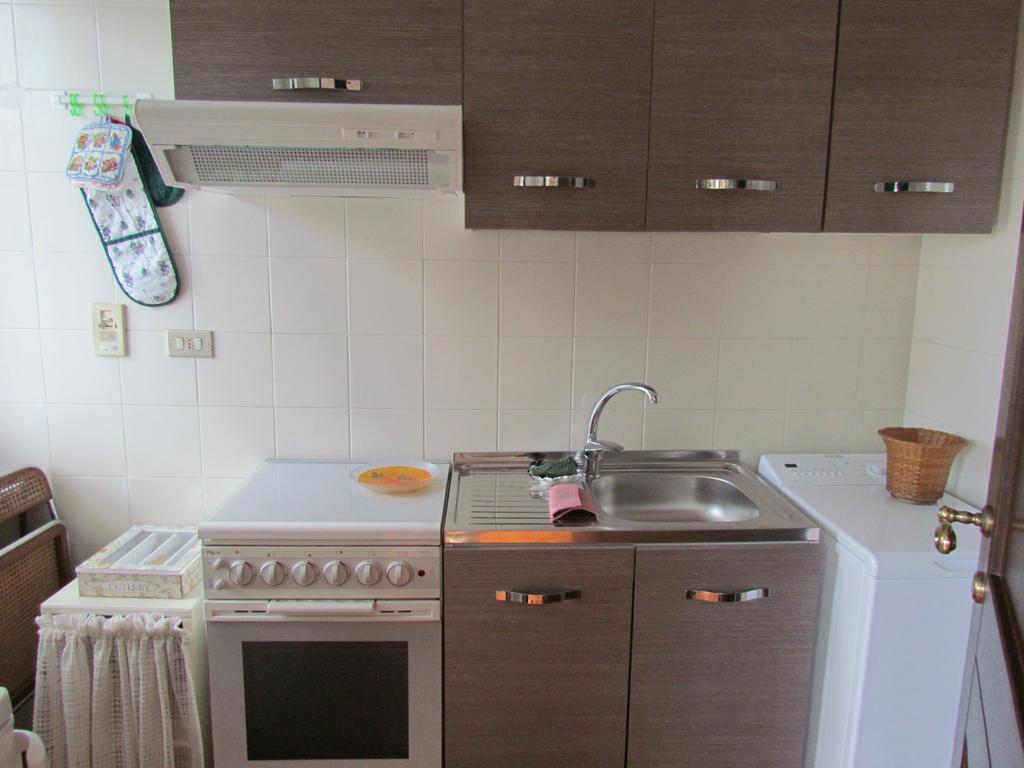 Appartamento Bilocale Dante สเตรซา ห้อง รูปภาพ
